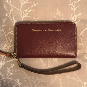 Dooney & Bourke Wristlet Purse/Wallet